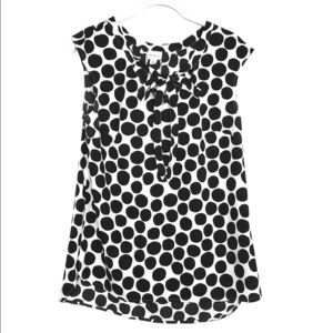 Flowy B/W Cap Sleeve